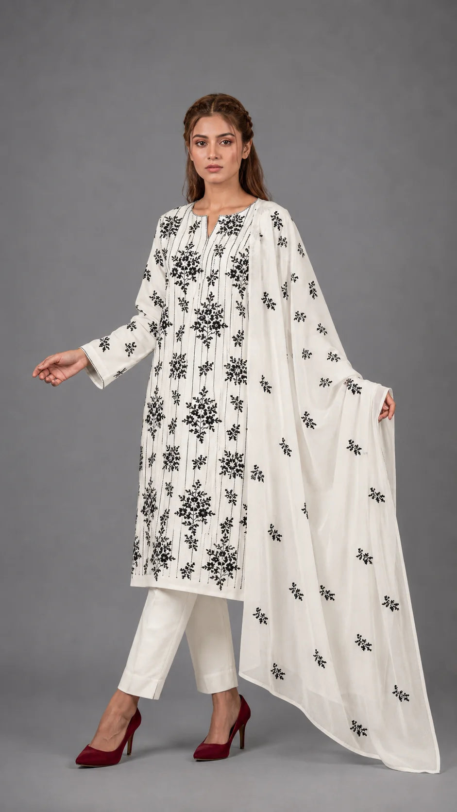 Lawn Suit 3 Piece Unstitched Embroidered – AJC-BB156